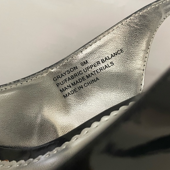 Rampage heels black and white gingham bow. Size 9M. Gently used. - Picture 10 of 10